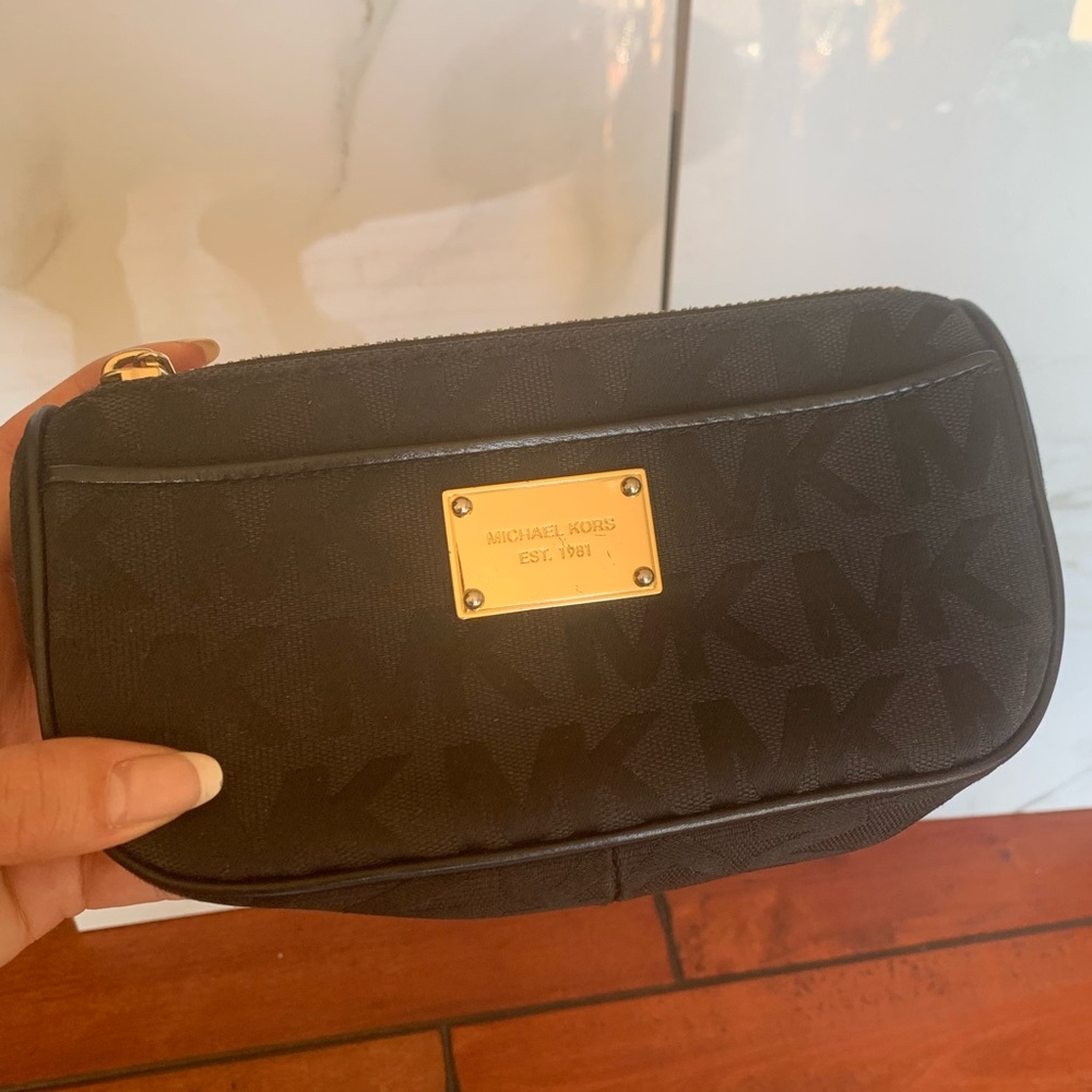 Black Michael Kors multi-use accessory bag